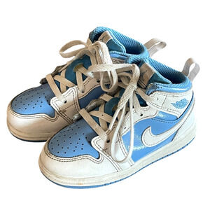 NIKE Toddler Boy Size US 8C/EU 25 Baby Blue Air Jordan 1 Mid SE Lace-Up Shoes